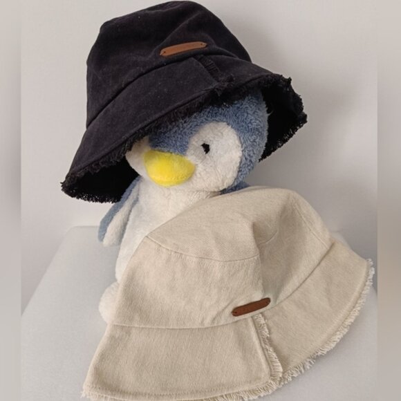🏜️Livom Grey Black & Cream Set of 2 Bucket Hats with Distressed Hem - Picture 1 of 5
